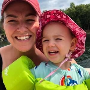 Meet your Posher, Caitlin